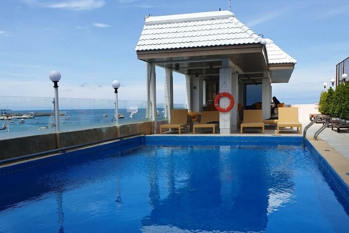 Pool 38 of 74