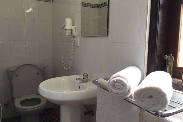 Room 14 of 27