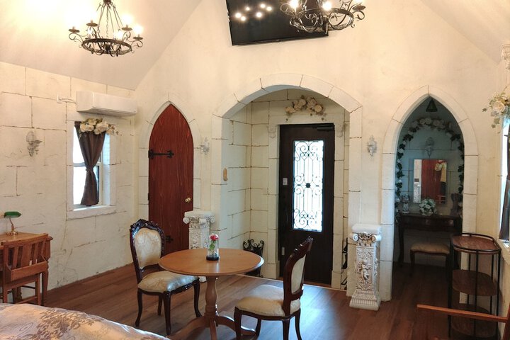 Room 30 of 78