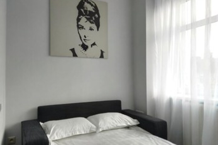 Room 84 of 99