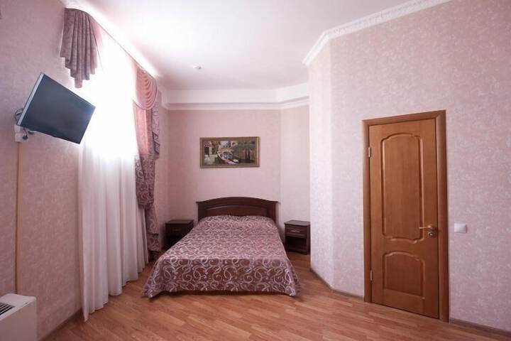 Room 15 of 39