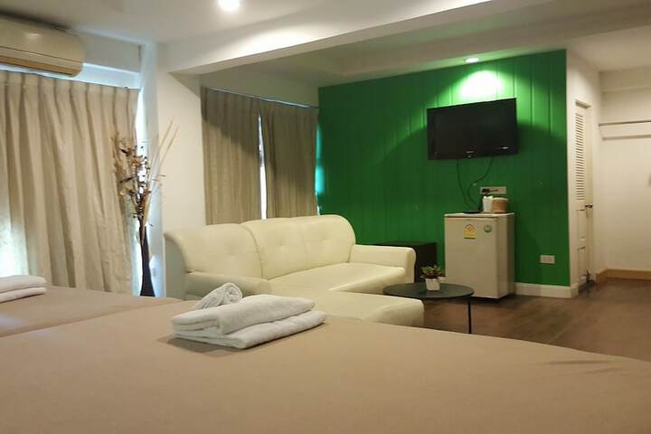 Room 20 of 54