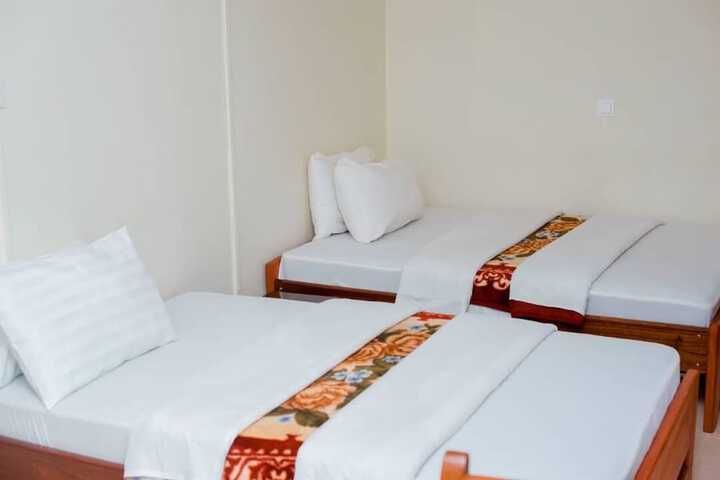 Room 6 of 54