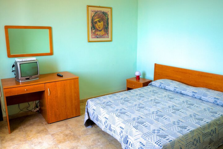 Room 3 of 29