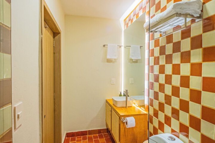 Room 55 of 94