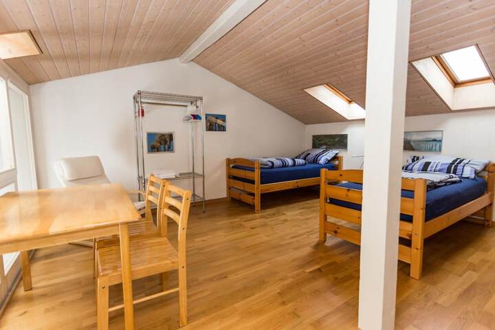 Room 10 of 42