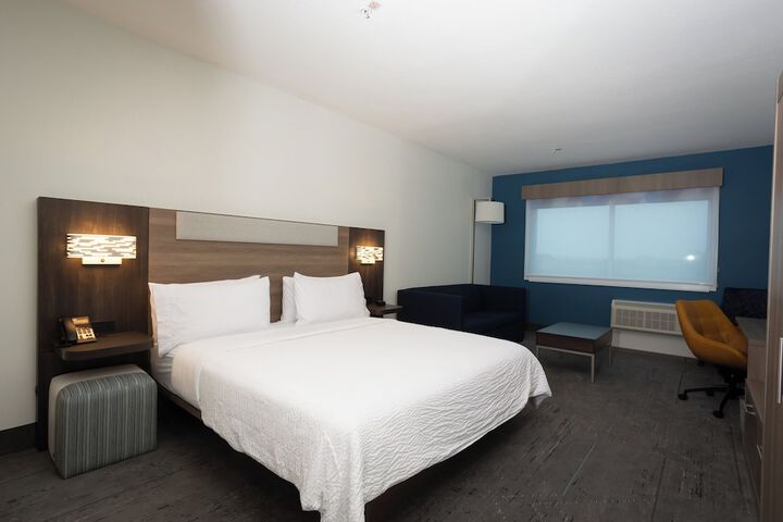 Room 12 of 45