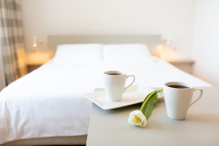 Breakfast/Coffee Service 63 of 146