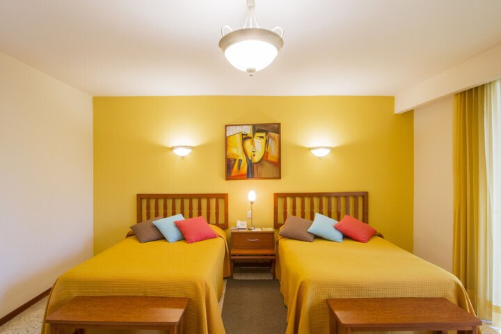 Room 9 of 41