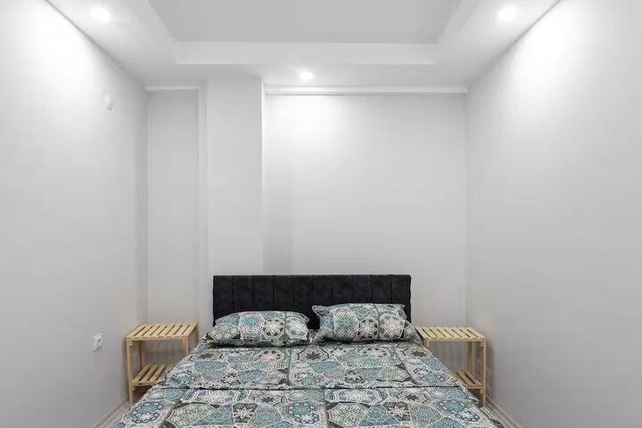 Room 37 of 293