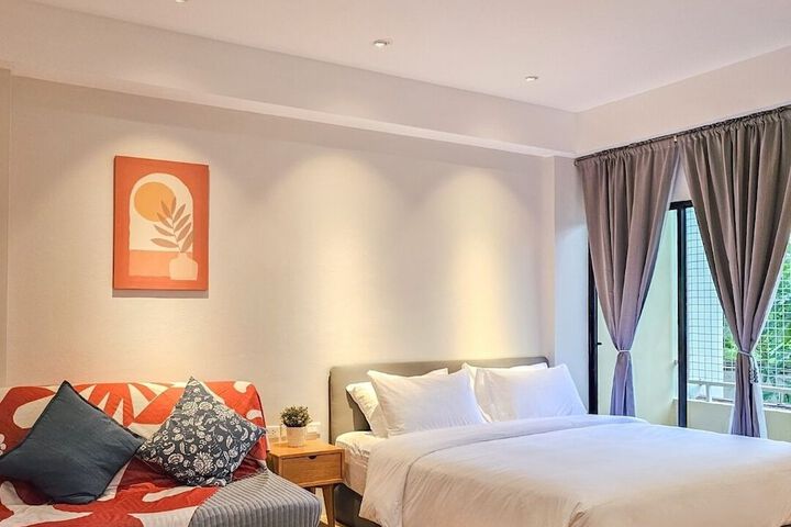 Room 15 of 35