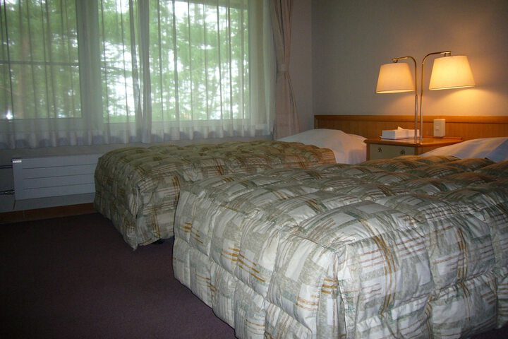 Room 11 of 43
