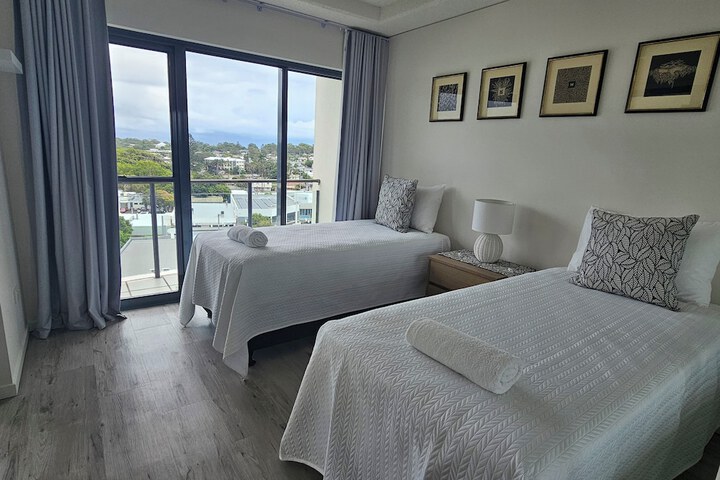 Room 21 of 77