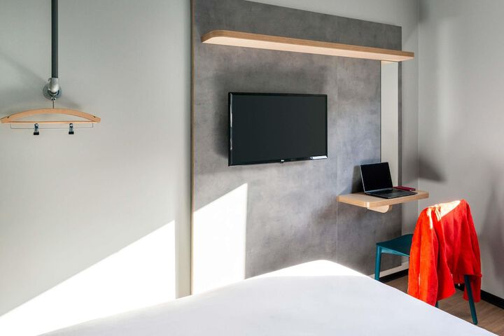 Room 20 of 44