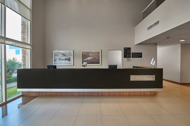 Hotel Interior 4 of 22