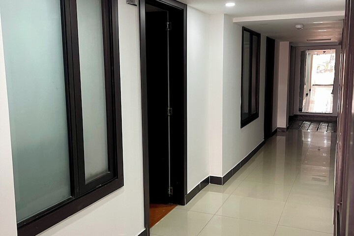 Ballroom/Hall 54 of 56