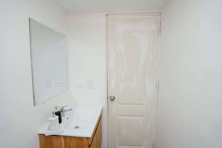 Room 51 of 93