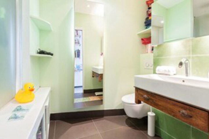 Room 3 of 21