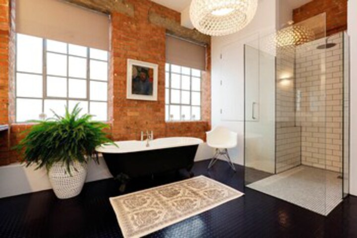 Room 2 of 22