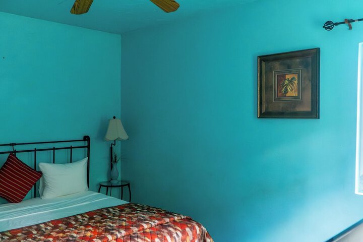 Room 22 of 68