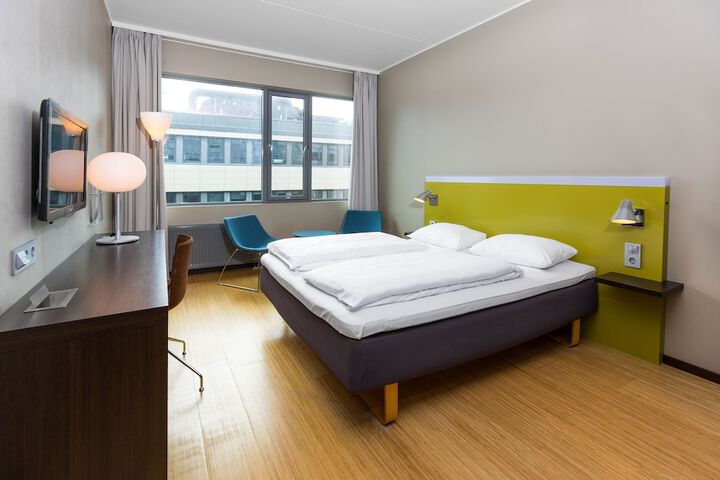 Room 17 of 71