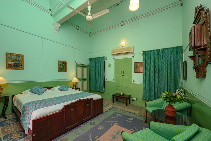Room 6 of 46