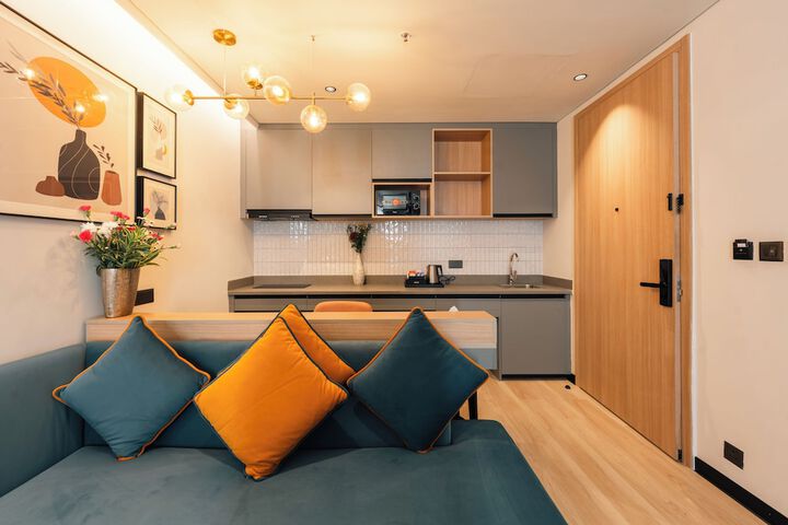 Room 14 of 78