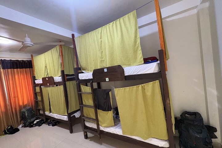 Room 28 of 52