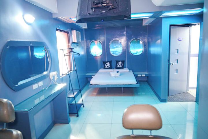 Room 48 of 77