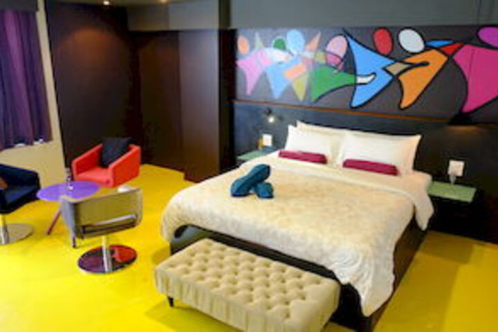 Room 19 of 101