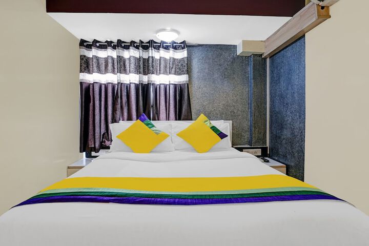 Hotel Amber Corp Inn