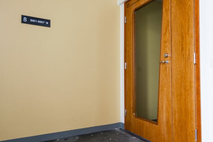 Ballroom/Hall 120 of 141