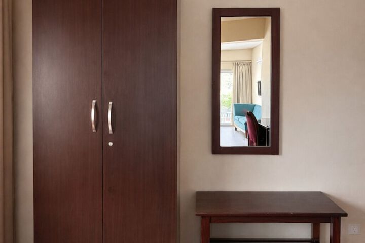 Room 26 of 43