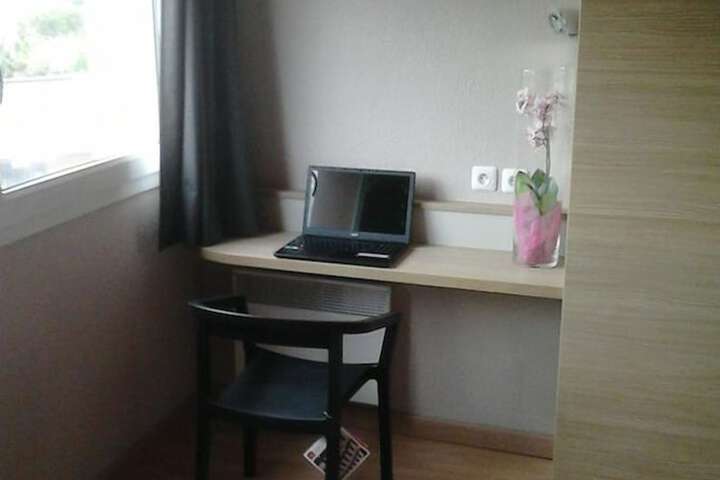 Room 14 of 24