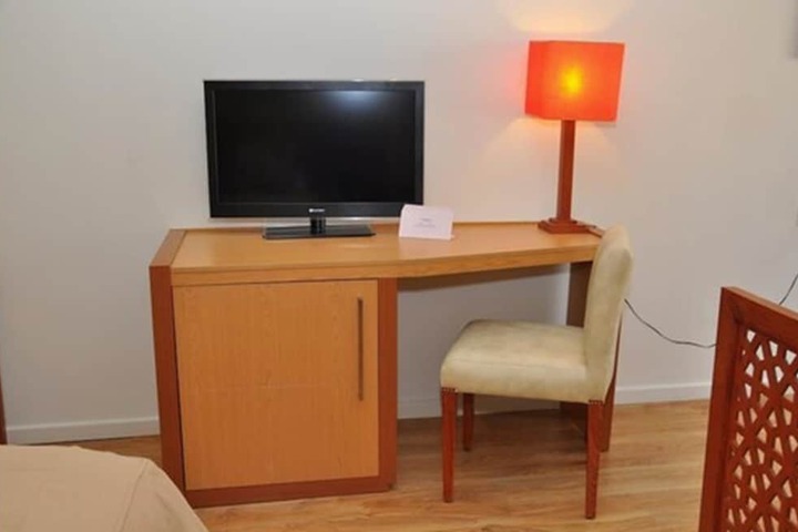 Room 6 of 22