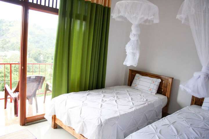 Room 15 of 46