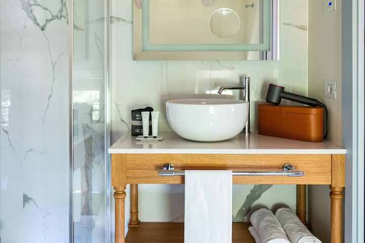 Bath Interior