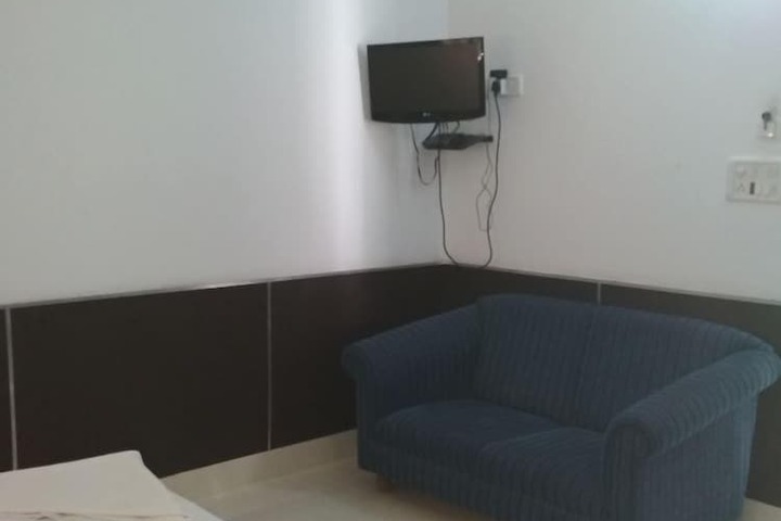 Room 44 of 60