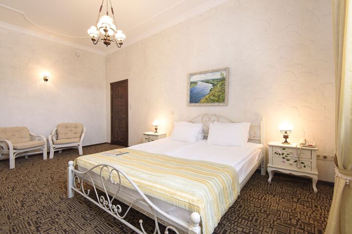 Room 26 of 29