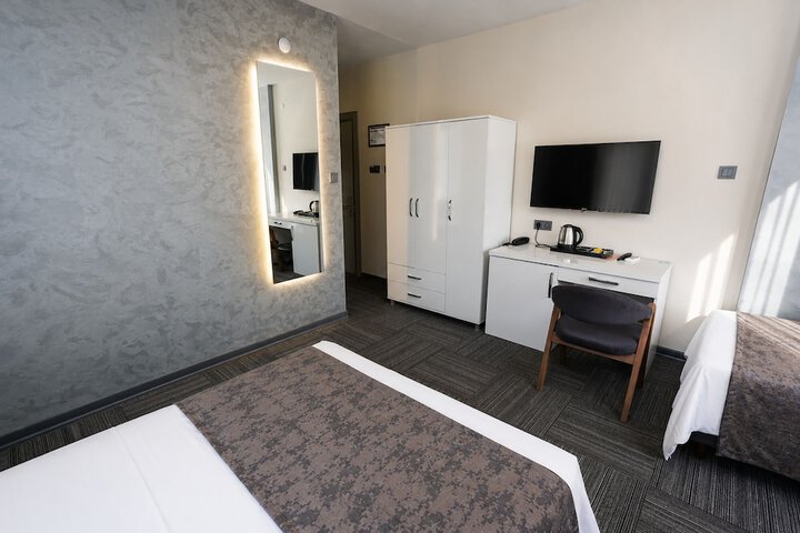 Room 27 of 55