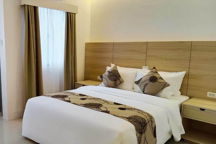 Room 10 of 61