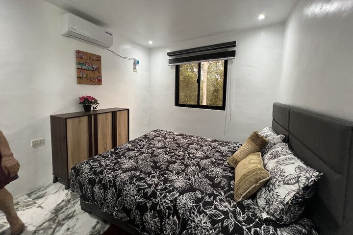 Room 32 of 71