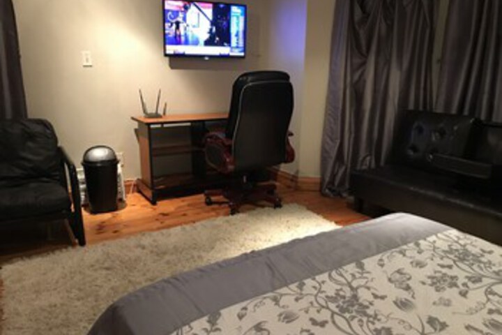 Room 32 of 40