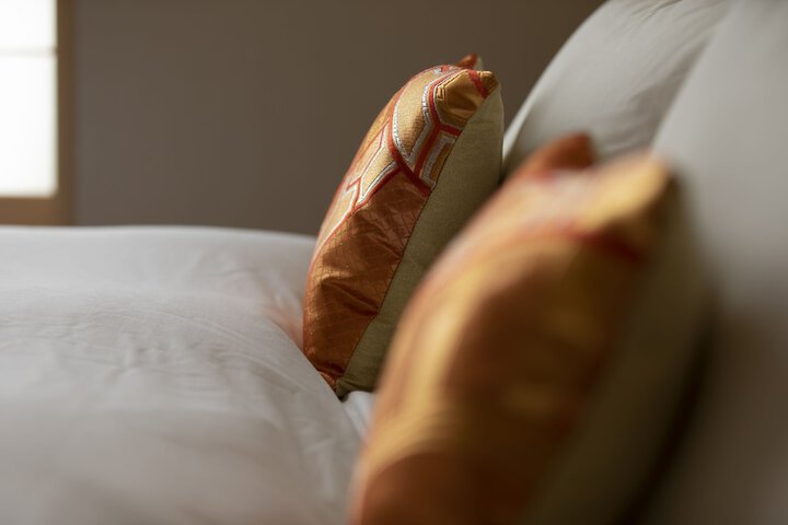 Room 12 of 28