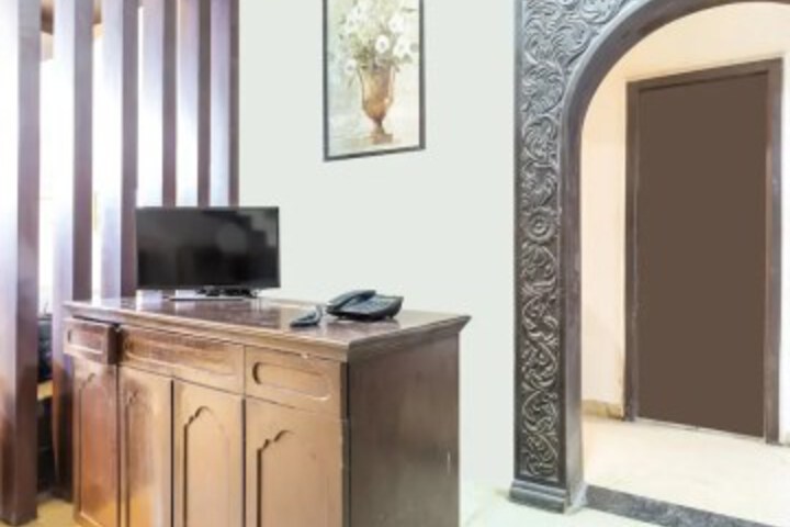 Hotel Pleasure Suites by OYO Rooms