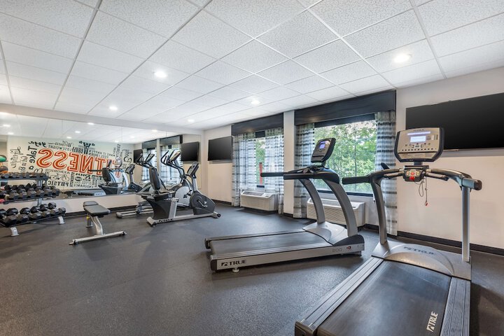 Hotel Gym Photos