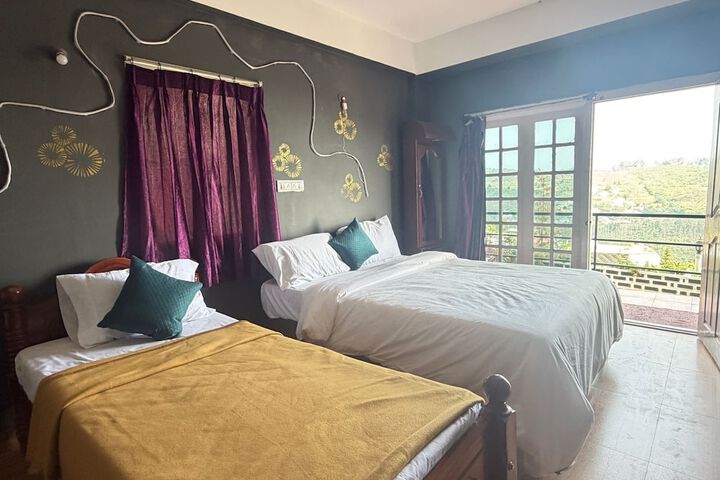 Room 6 of 27