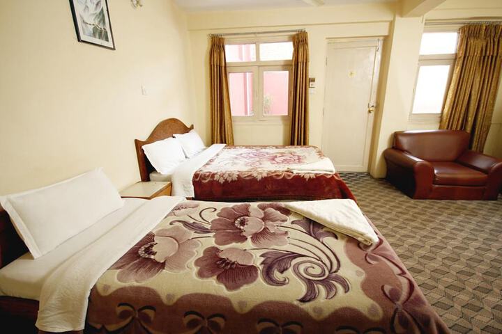 Room 5 of 38