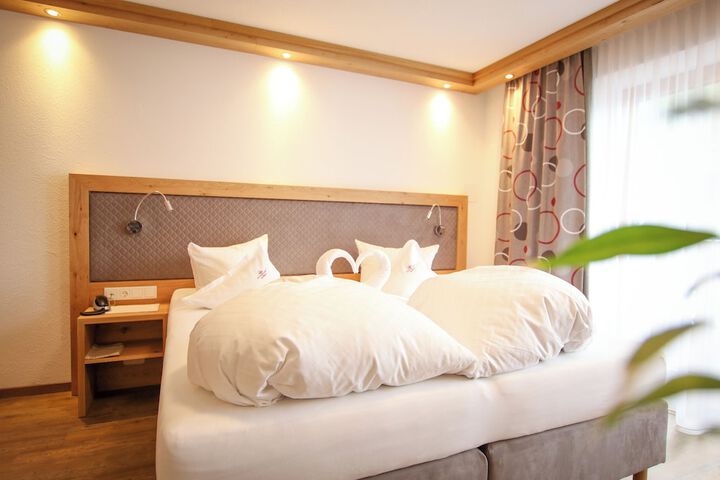 Room 10 of 85
