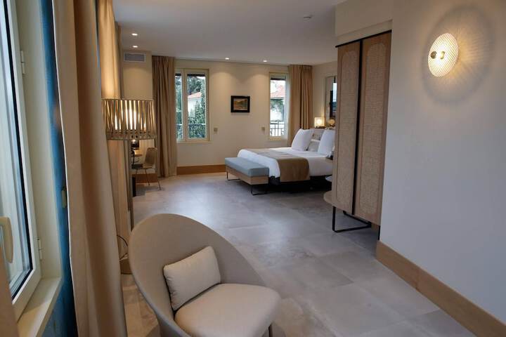 Room 21 of 135